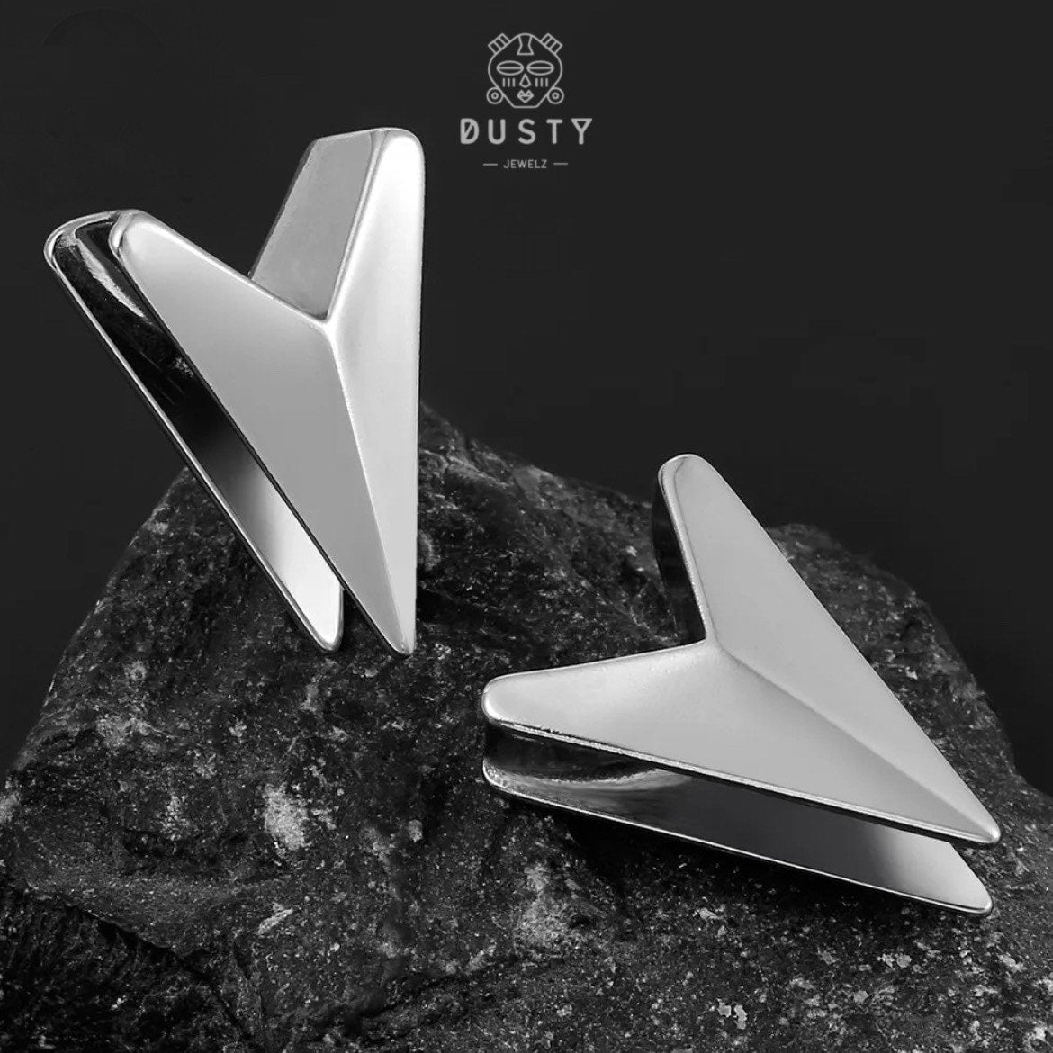 Triangle Saddle Plugs | Arrow Head Spreaders - DustyJewelz