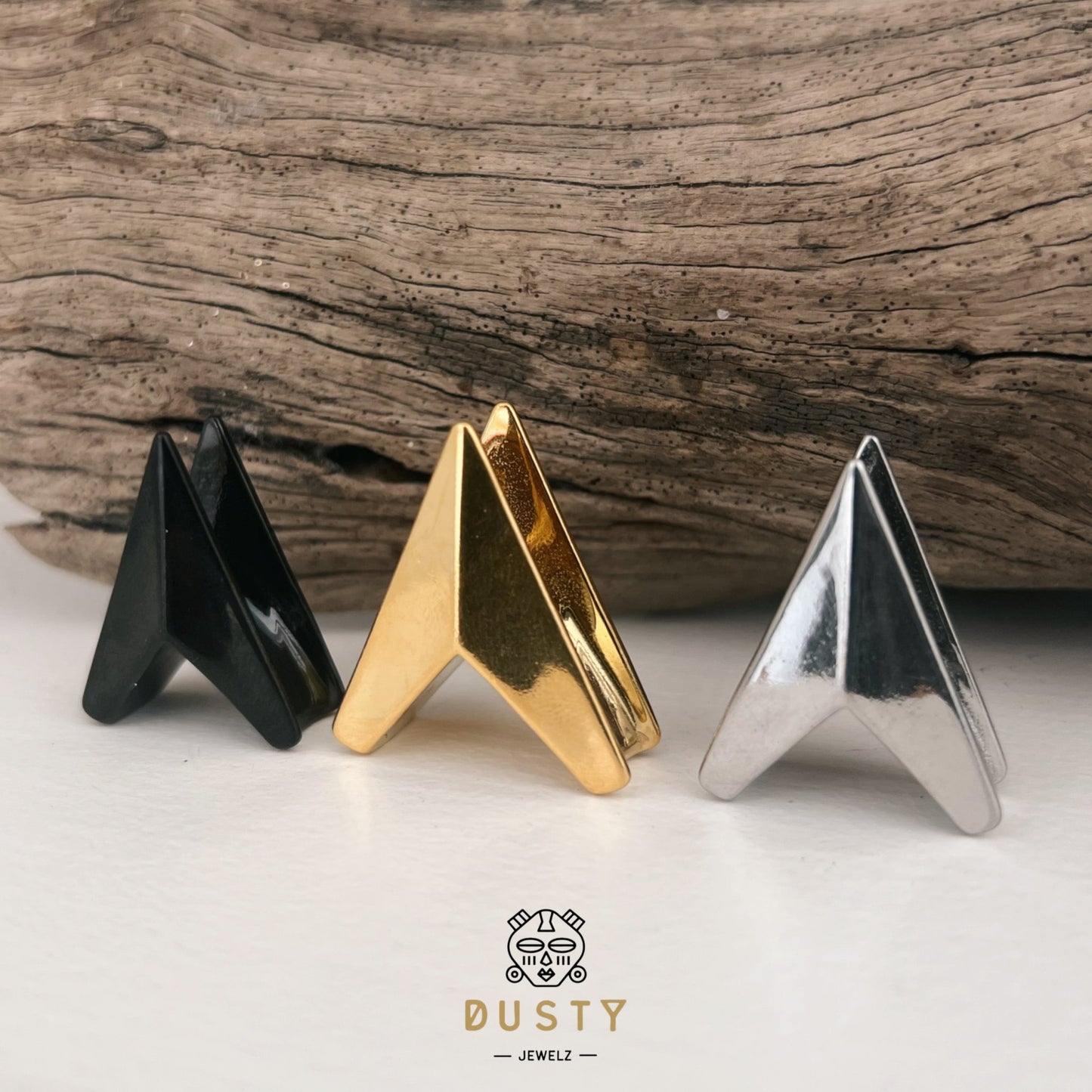 Triangle Saddle Plugs | Arrow Head Spreaders - DustyJewelz