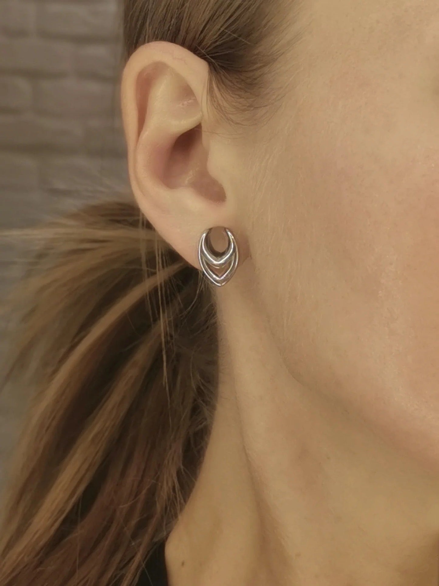 Triangle Saddle Plugs | Spreaders | Hollow Out Tunnels - DustyJewelz