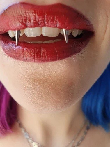 Vampire Fangs | Dracula Smiley Teeth Frenulum Lip Piercing - DustyJewelz