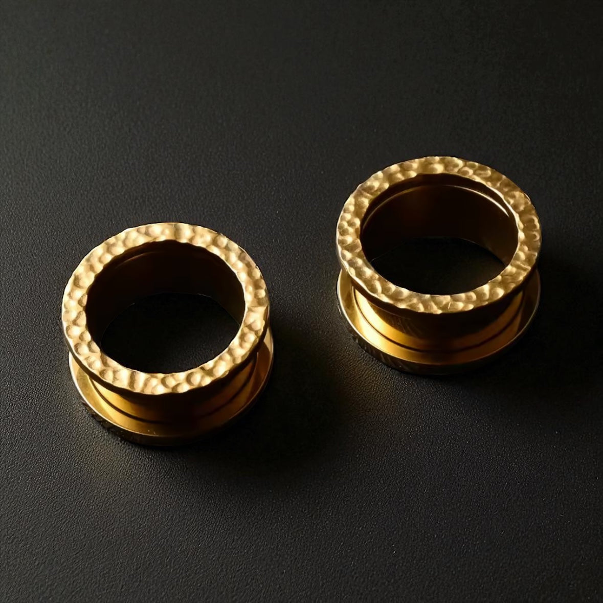 Hammered Stainless Steel Tunnels | Double Flare Screw Back