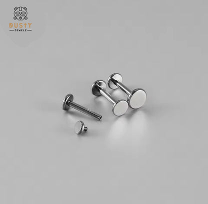 Flat Disc Labret Stud | Titanium | 16G
