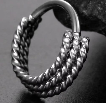 Triple Stacked Septum Ring | Rope Clicker