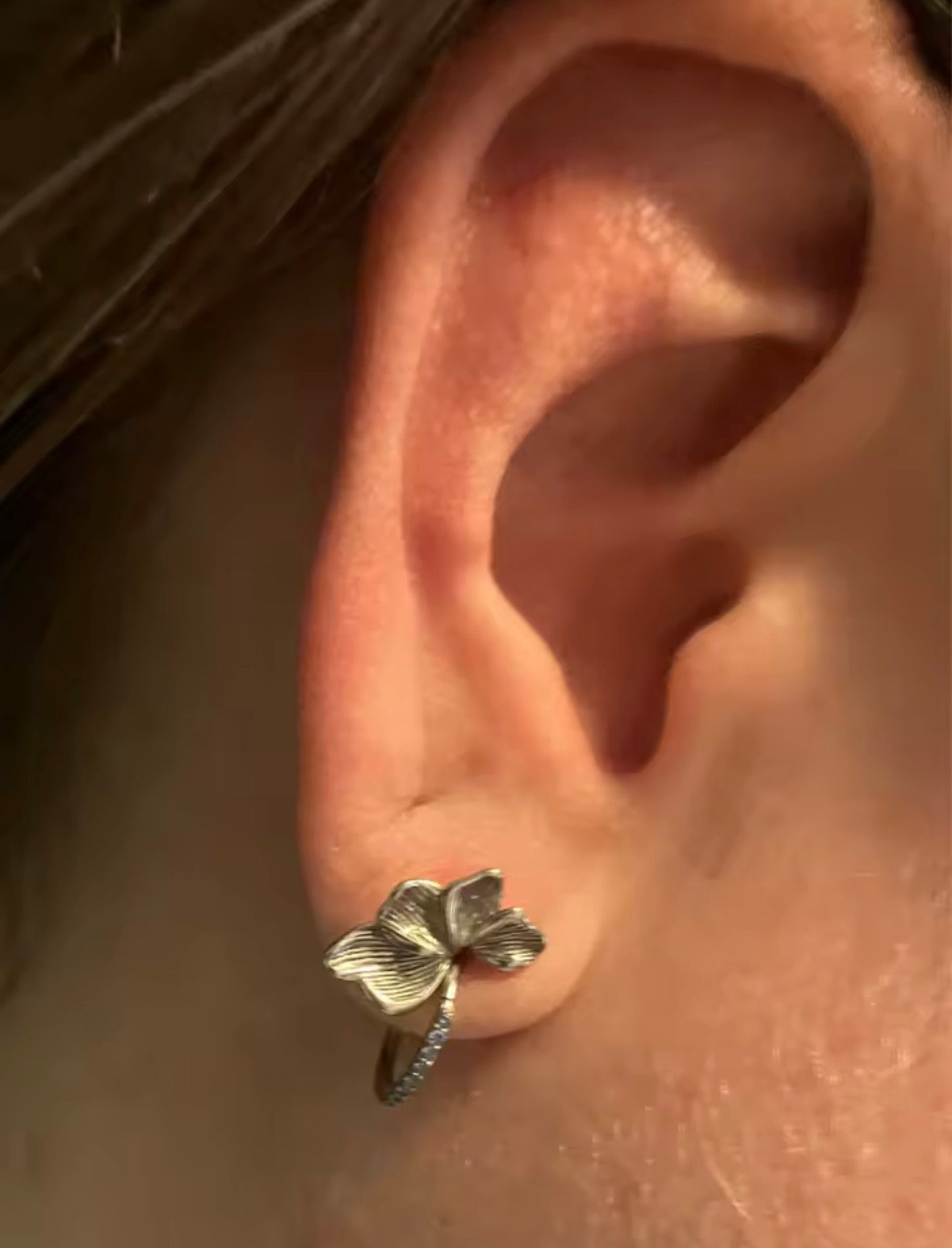 Flower Petal Saddle Ear Plugs – Stainless Steel