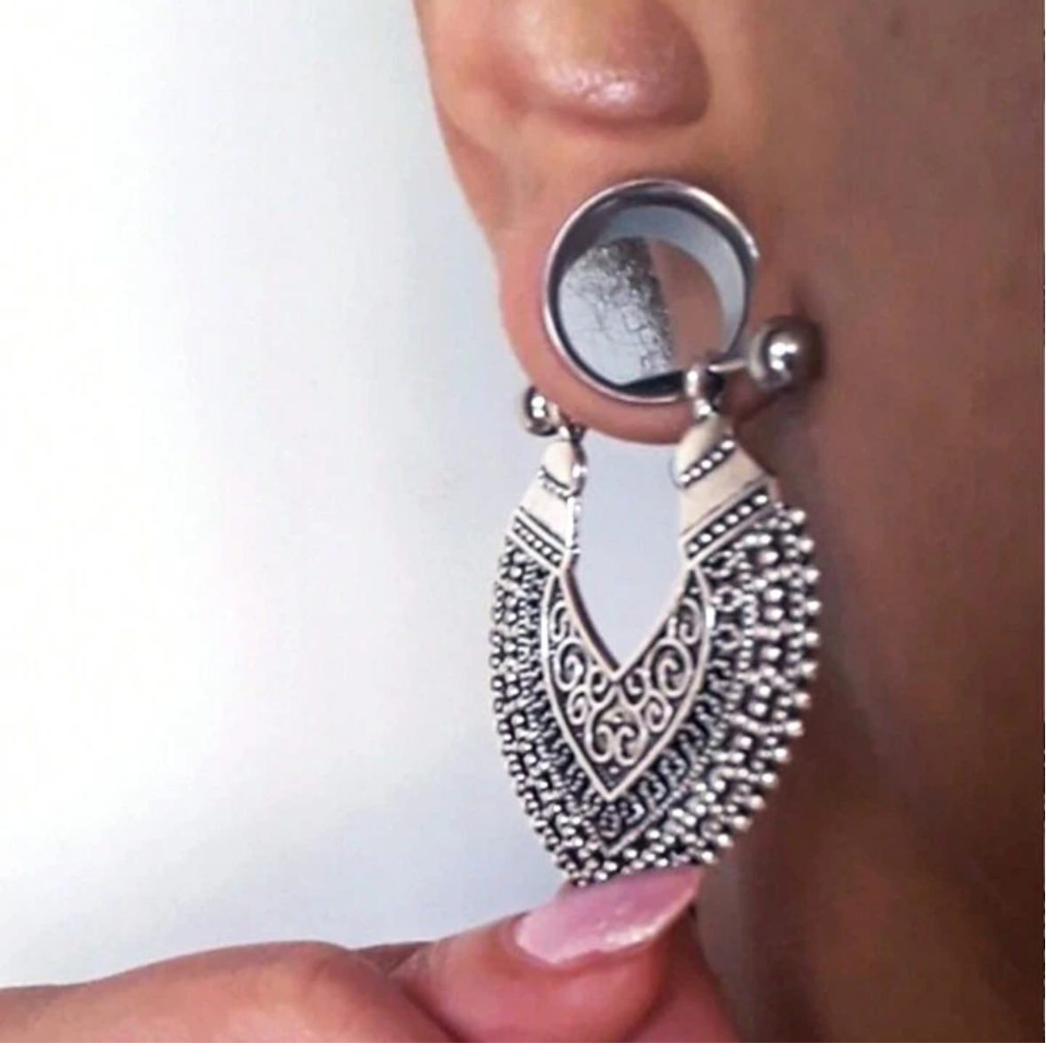 Filigree Shield Barbell Dangle Tunnels | Double Flare Ear Plugs