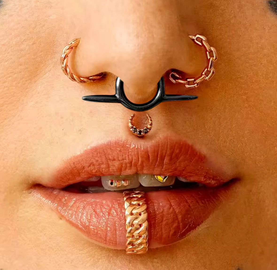 Tusk Spike Hinged Septum Ring Clicker G23