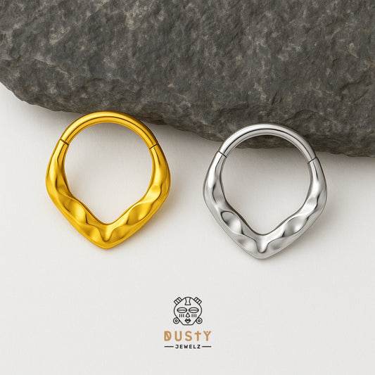 Hammered V Septum Ring | Stainless Steel Clicker