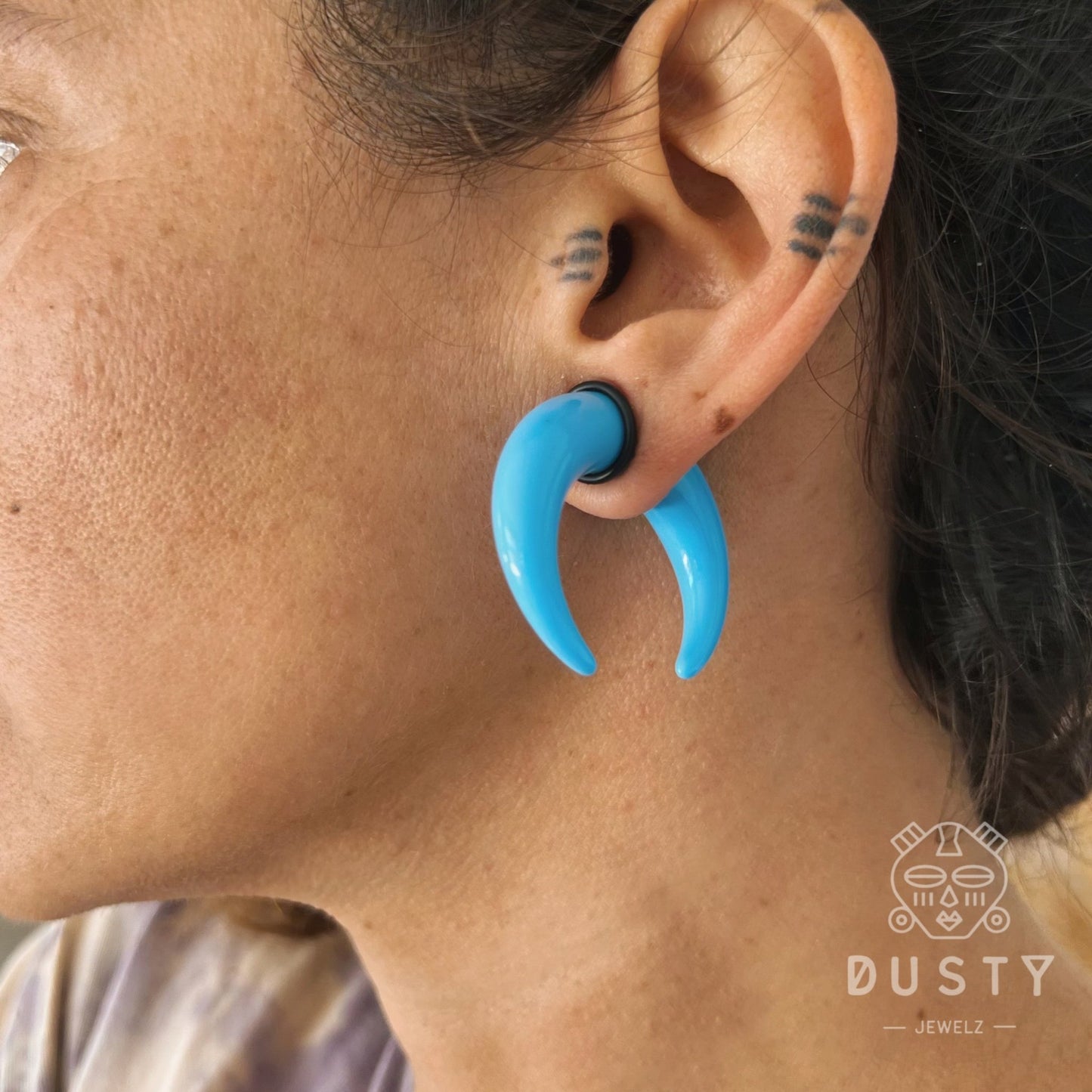 Baby Blue Buffalo Horn Septum Pincher | Acrylic Crescent Tapers - DustyJewelz