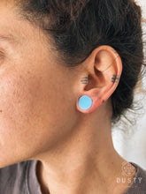 Load image into Gallery viewer, Baby Blue Silicone Plugs | Double Flare - DustyJewelz
