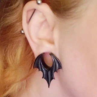 Bat Wing Saddle Plugs | Lobe Spreaders - DustyJewelz