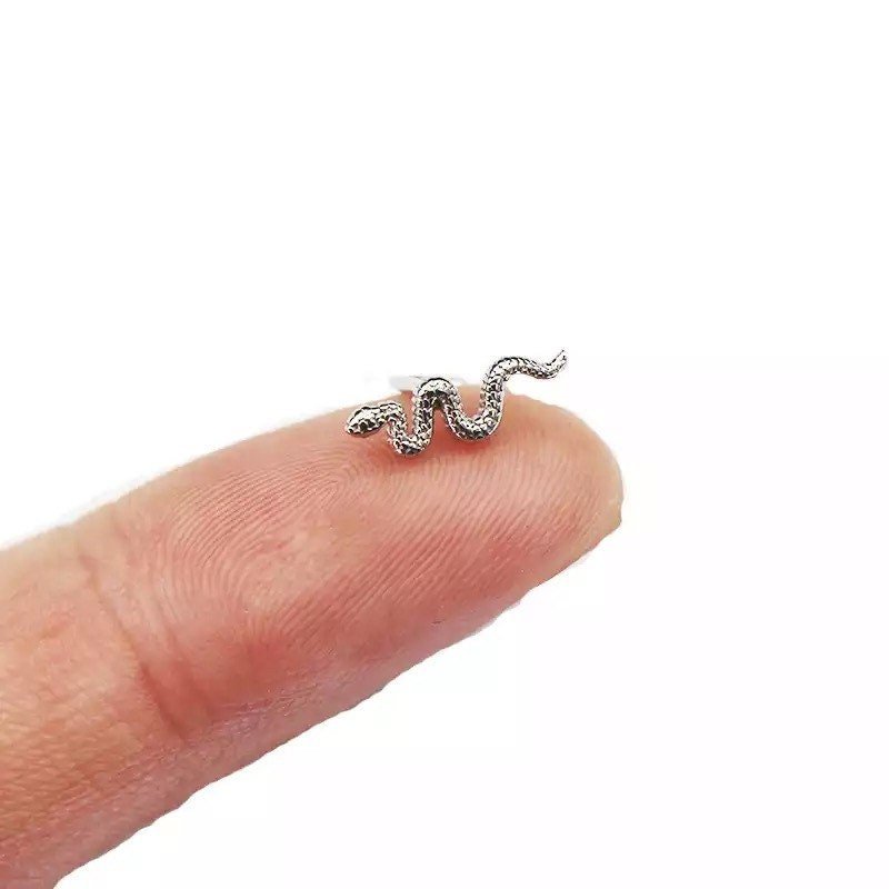 Snake Nose Stud - DustyJewelz